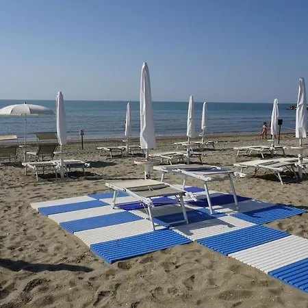 Holiday park Portofelice Village 4*