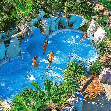 Portofelice Village Semesterpark 4*